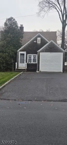 7 Iroquois Rd, Cranford Twp., NJ 07016