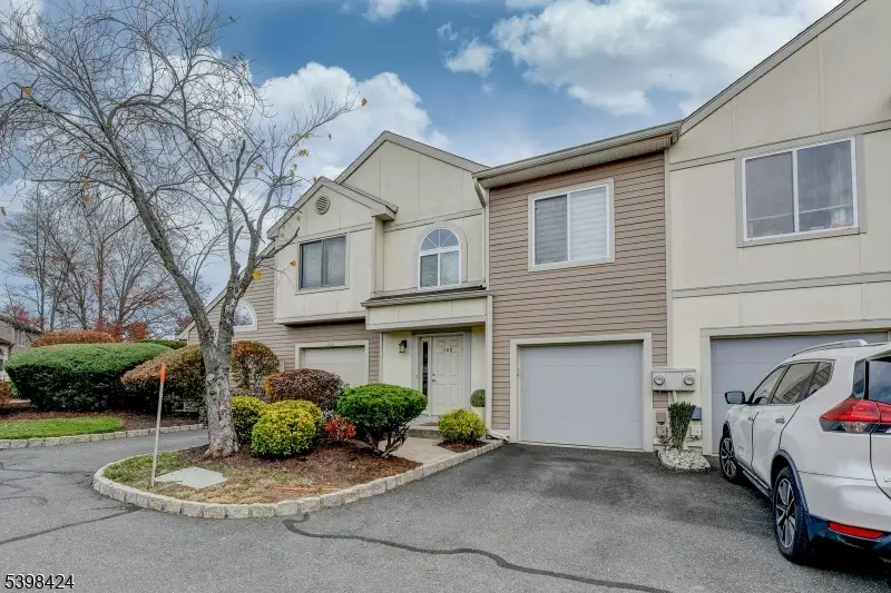 1102 Park Place, Springfield, NJ 07081 - Image #1