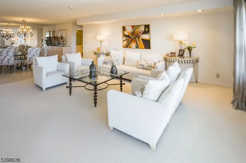 2 Claridge Dr #7NE, Verona, NJ 07039 - Image #3