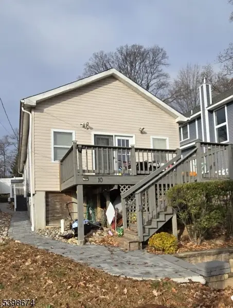 10 N River Styx Rd, Hopatcong Boro, NJ 07843