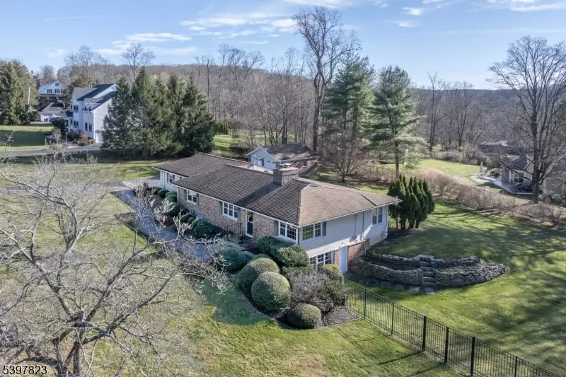 1 Dogwood Dr, Mendham Township, NJ 07945 - Image #3