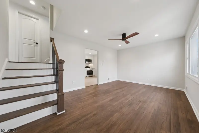 565 Willow Ave, Garwood, NJ 07027 - Image #3