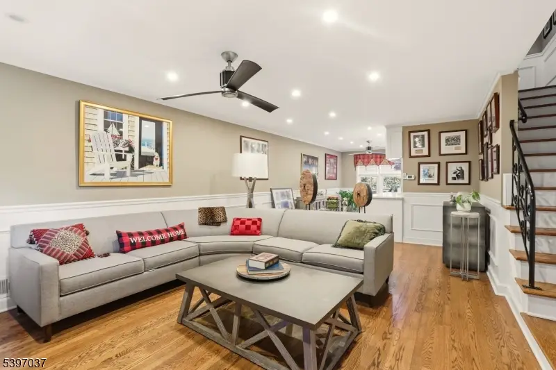 68-86 New England Ave Unit 18 #18, Summit, NJ 07901 - Image #2