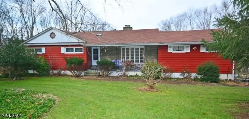 47 Brookside Dr, Warren, NJ 07059 - Image #1