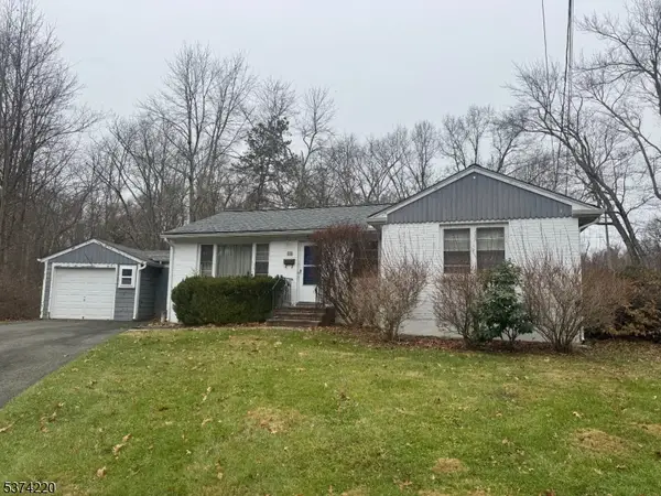 41 Eaton Ct, Berkeley Heights Twp., NJ 07922