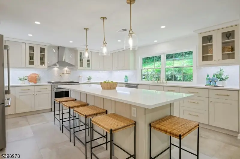 26 Woodland Rd, Brookside, NJ 07960 - Image #3