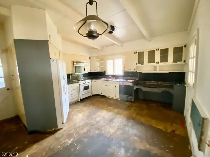 323 Concord Ave, Ewing Township, NJ 08618 - #3