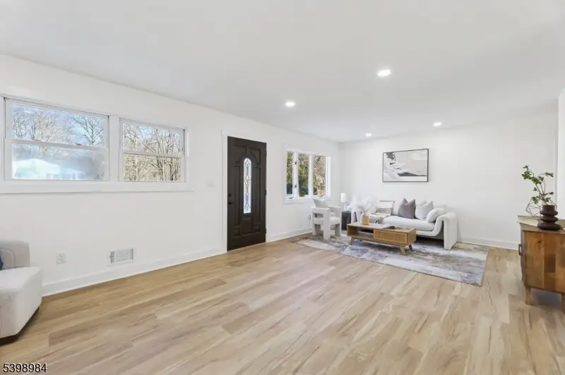 36 Ruth St, Hopatcong, NJ 07874 - Image #3