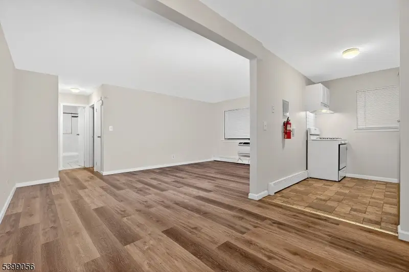 401 Us Highway 22 #D, North Plainfield, NJ 07060 - Image #2