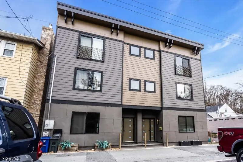 10 Mccready's Alley, Lambertville, NJ 08530 - Image #2