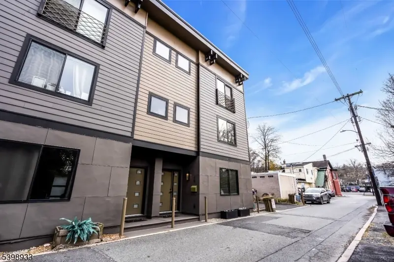 10 Mccready's Alley, Lambertville, NJ 08530 - Image #3