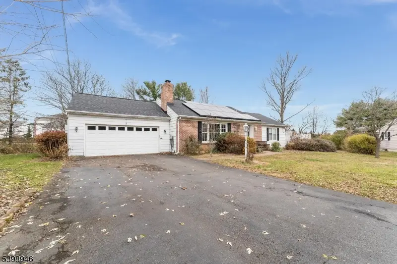 4 Plaza Pl, Lopatcong, NJ 08865 - Image #2