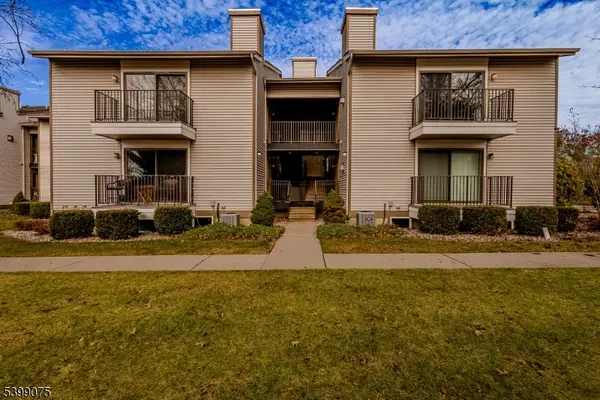 17 Sam Bonnell Dr #17, Union Twp., NJ 08809