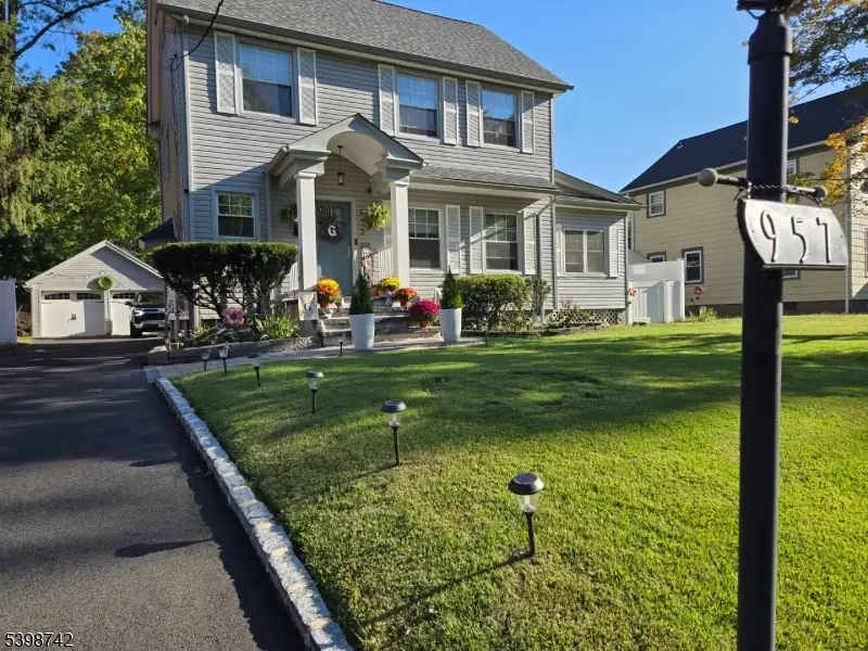957 Myrtle Ave, Plainfield, NJ 07063 - Image #1