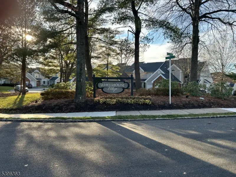 89 Violet Ct, Whitehouse Station, NJ 08889 - Image #2