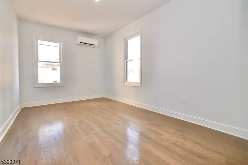 216 Peshine Ave, Newark, NJ 07108 - Image #3