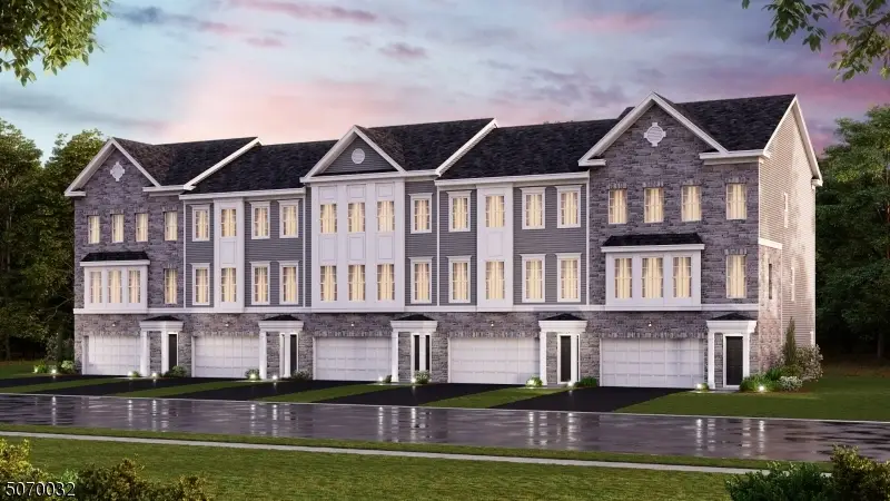 42 Gladstone Ct, Hanover, NJ 07981 - Image #1