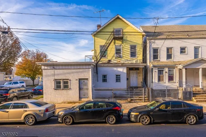 80 4th St, Elizabethport, NJ 07206 - Image #1