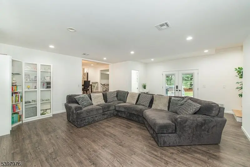 115 Scudders Rd, Sparta, NJ 07871 - Image #3