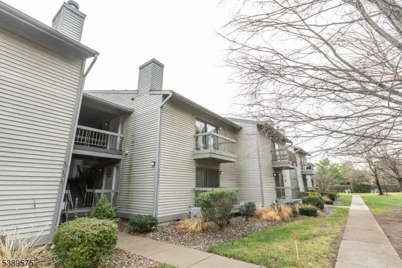 32 Sam Bonnell Dr, Union, NJ 08809 - Image #1