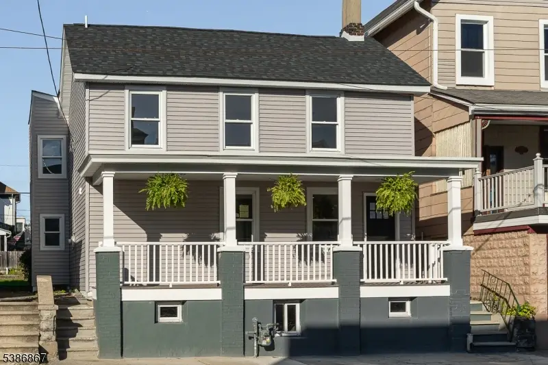 195 Chambers St, Phillipsburg, NJ 08865 - Image #1