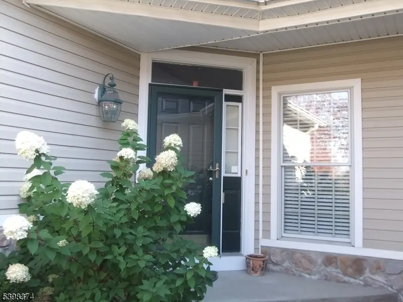 3 Champion Blvd, Livingston, NJ 07039 - Image #3