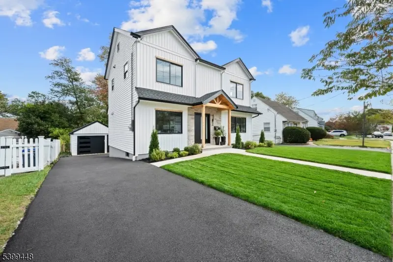 108 Harrington Rd, Clifton, NJ 07012 - Image #2