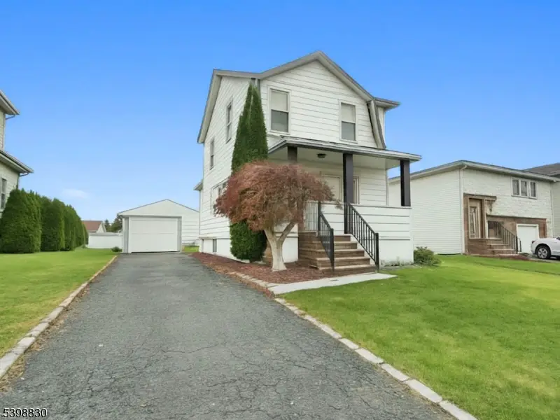 723 Kingston Ave, Kenilworth, NJ 07033 - Image #1