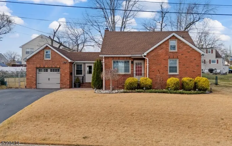 918 Fable Ave, Manville, NJ 08835 - Image #1