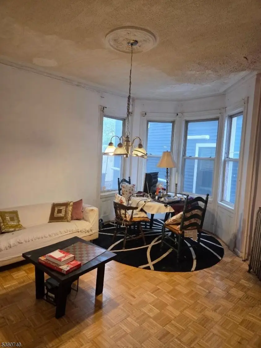 255 Arlington Ave, Jersey City, NJ 07305 - Image #3