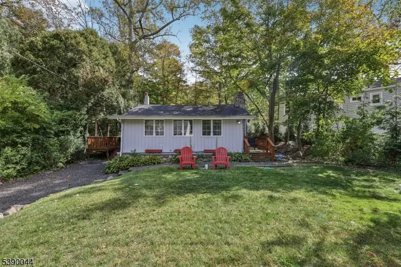 8 Woodland Rd, Ringwood, NJ 07456 - Image #1