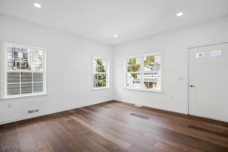 197 Iva St, Rahway, NJ 07065 - Image #3