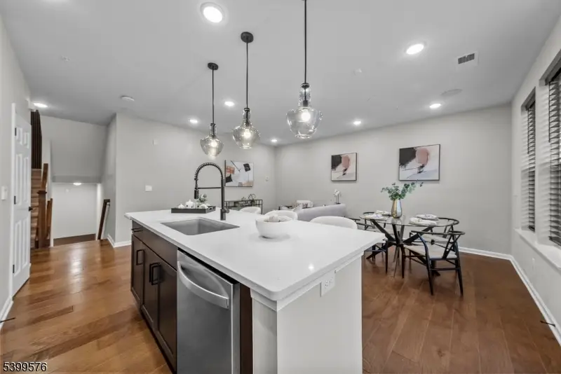 4 Sadie Cir #4204, Union, NJ 07083 - Image #2