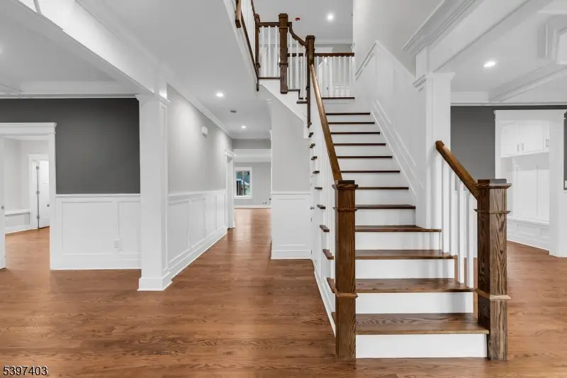 10 Nancy Ln, Bernards, NJ 07920 - Image #2