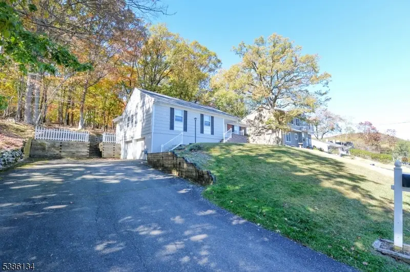 207 Degray St, North Haledon, NJ 07508 - Image #2