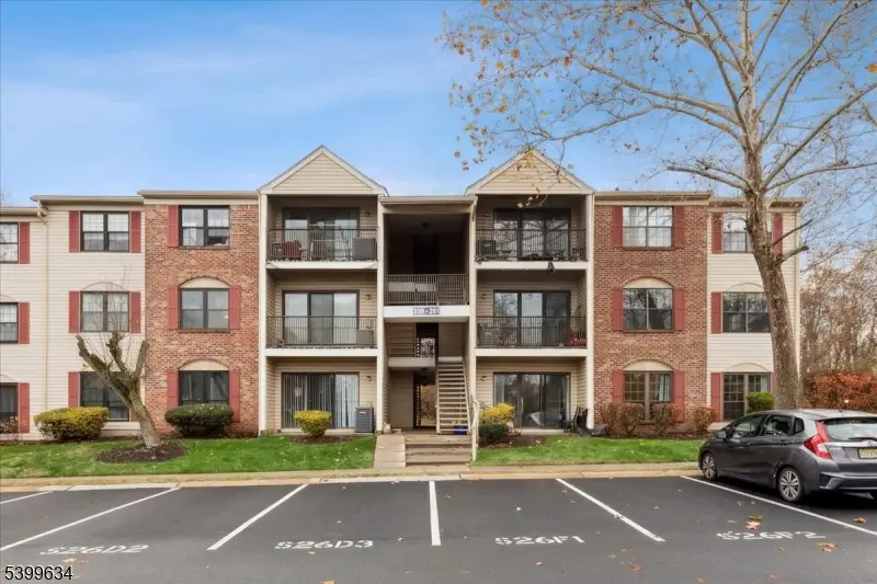 255 Hampshire Ct, Piscataway, NJ 08854 - #1