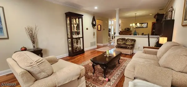 1305 S Branch Dr, Readington Twp., NJ 08889