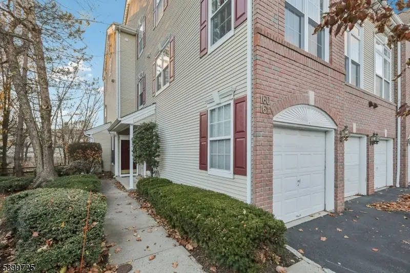 160 Riverwalk Way, Clifton, NJ 07014 - Image #2