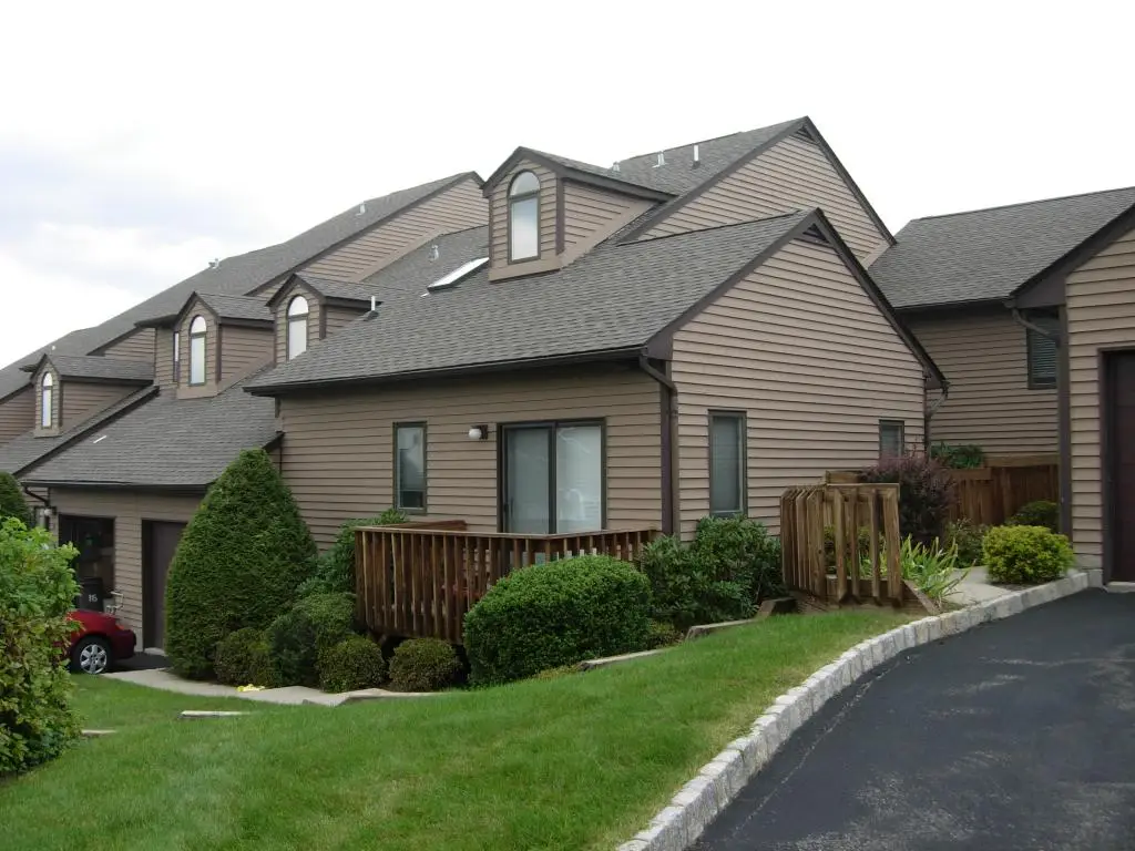 302 E Lincoln Ave, Roselle Park, NJ 07204 - Image #1