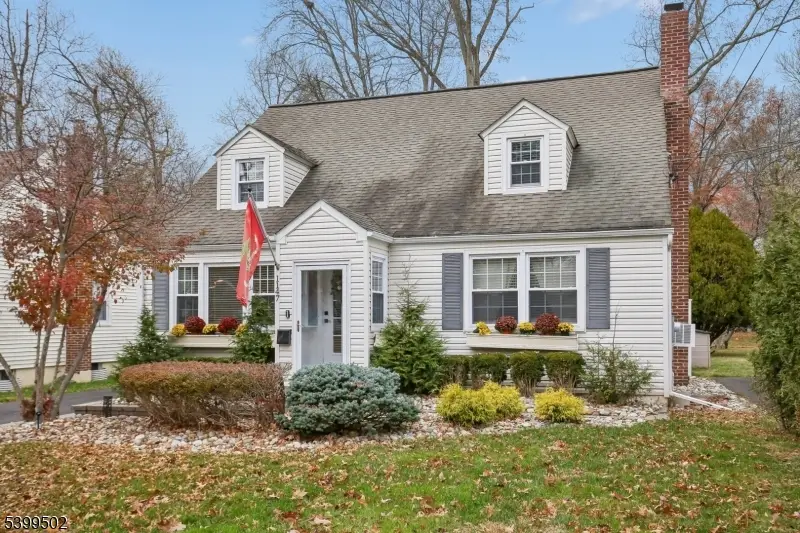 1147 Inwood Pl, Plainfield, NJ 07062 - Image #2