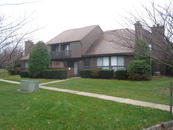 1 Purgatory Ct, Vernon Twp., NJ 07462