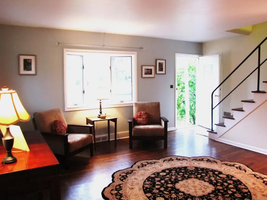 5 Deer Run Dr, High Bridge, NJ 08829 - Image #2