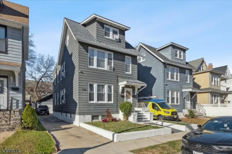 129 Brookwood St #2, East Orange, NJ 07018 - Image #2