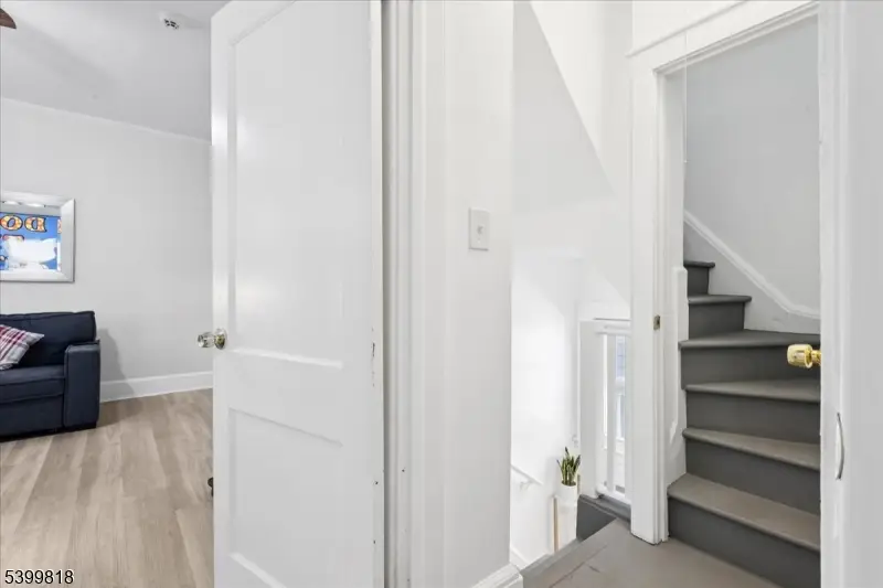 129 Brookwood St #2, East Orange, NJ 07018 - Image #3