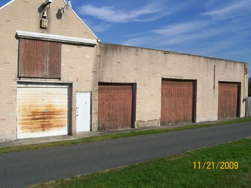 55 Seymour Ave, Newark, NJ 07108 - Image #1