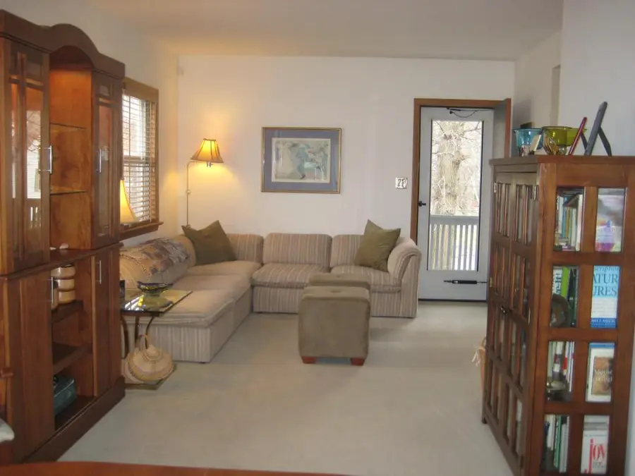 18 Dean Rd, Mendham, NJ 07945 - Image #2