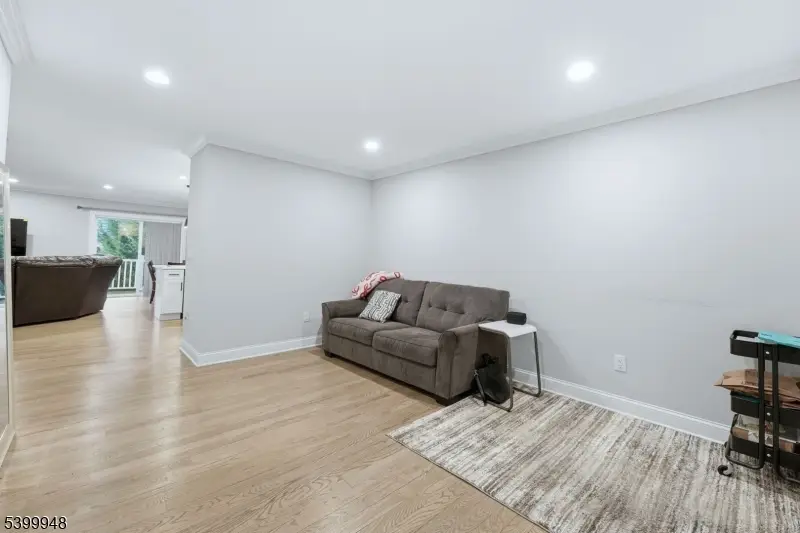 15 Rector Ave, Woodbridge, NJ 07095 - Image #3