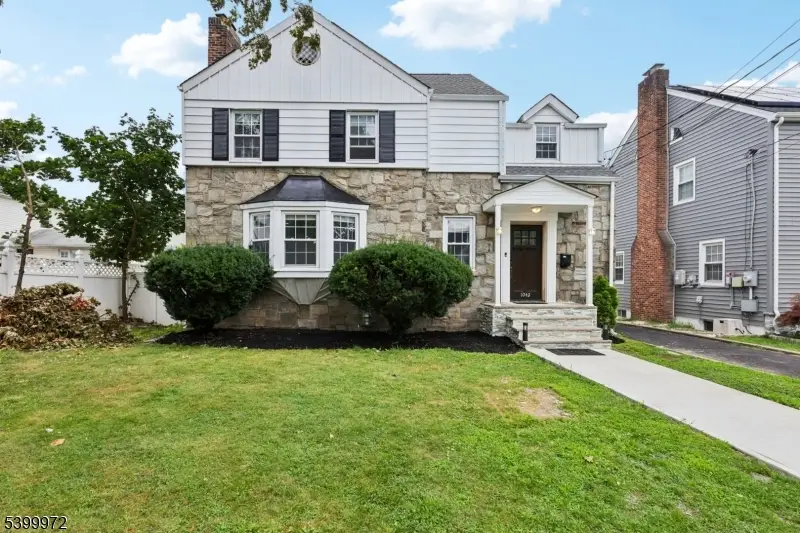 1042 Battle Hill Terrace, Union Twp., NJ 07083 - #2