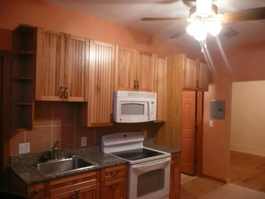 73 AKA 77 Grove St, Clifton, NJ 07013 - Image #3