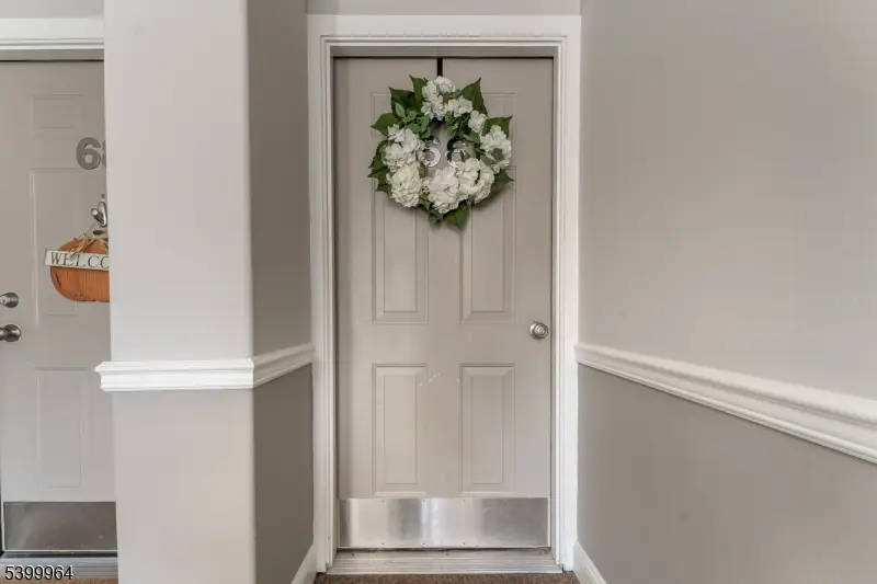 66 Limerick Ln, Lopatcong, NJ 08865 - Image #2